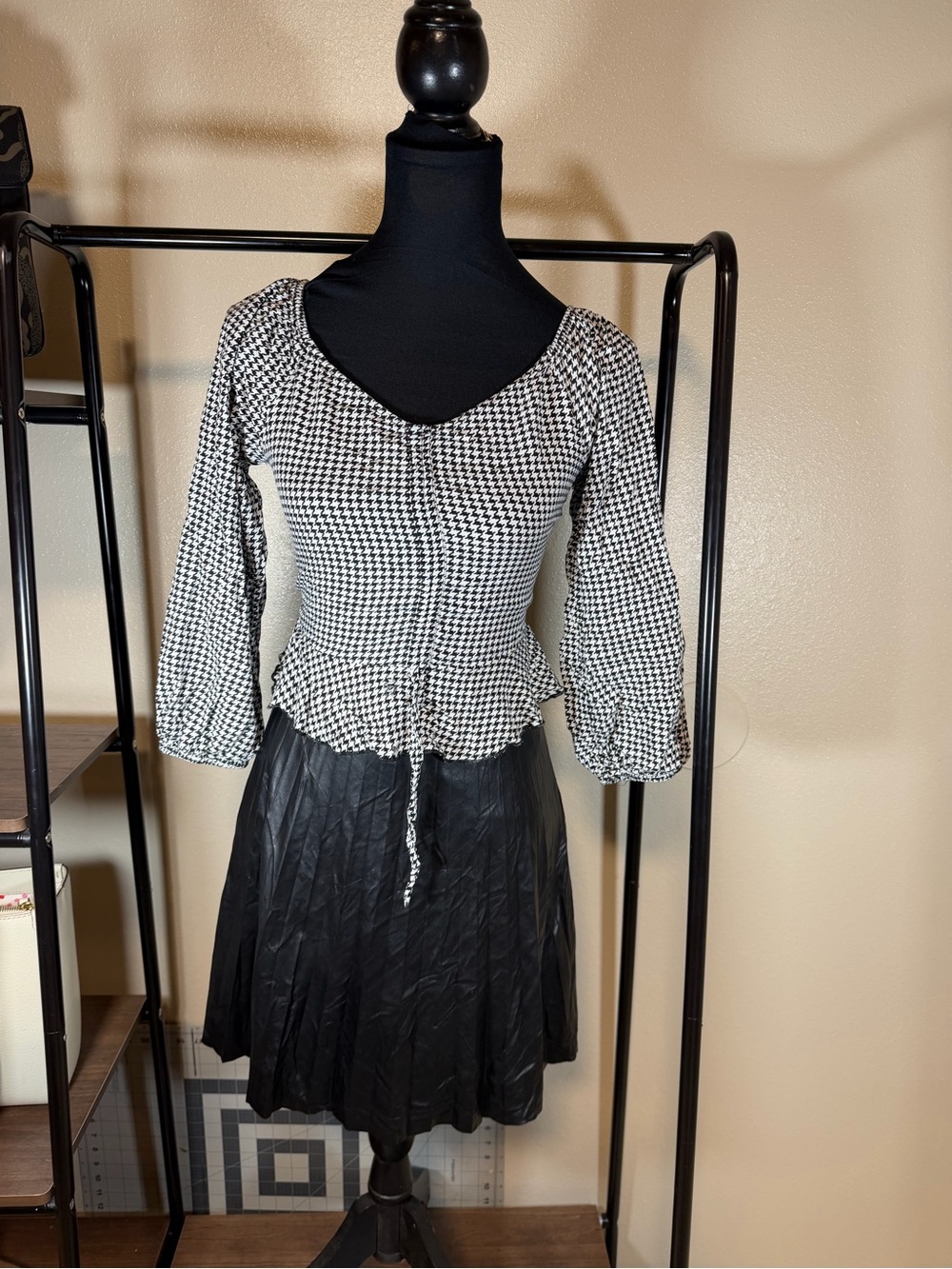 Black & White Houndstooth Peplum Blouse